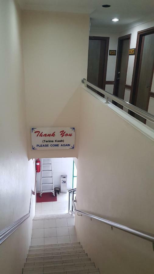 Prime Hotel Limbang Exterior foto